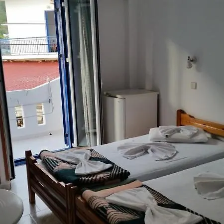 Hotel Tarra *